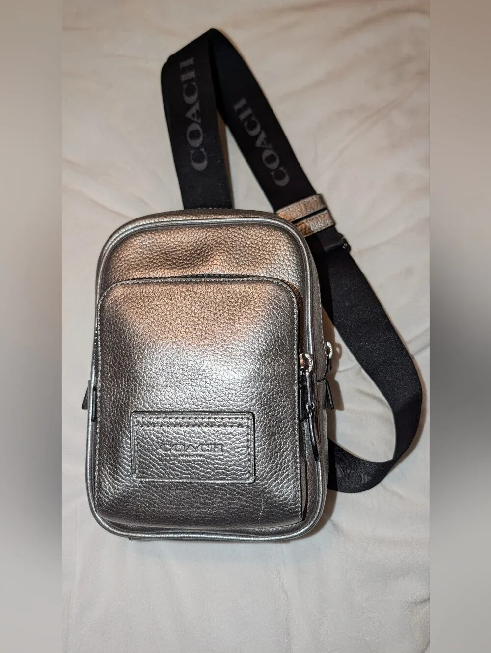 Coach Track Pack 14 Crossbody Sling Bag Metallic Ash Silver CP141 VGUC